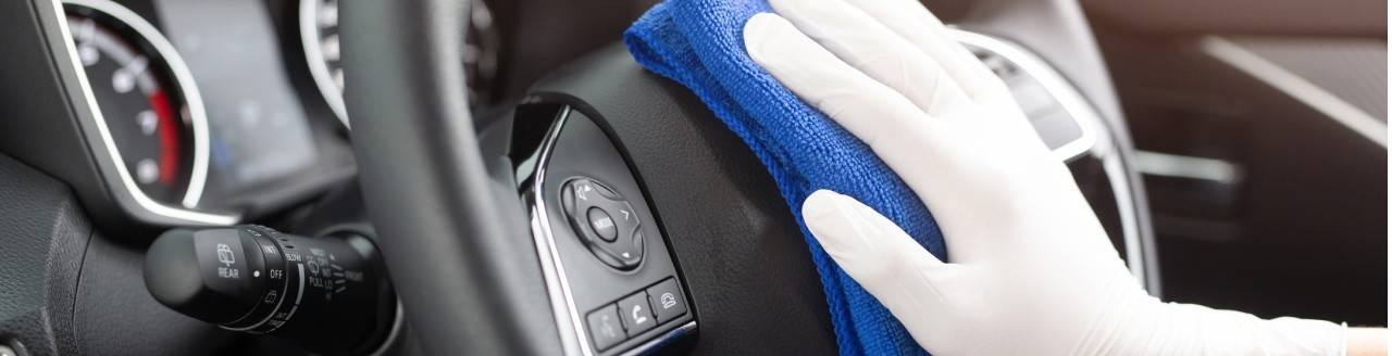Cómo limpiar el salpicadero del coche - Descubre estos métodos para lavar  el interior de tu vehículo